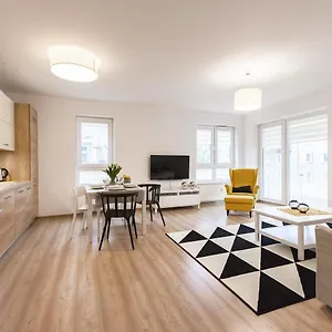  Apartament Vacationclub - Solna C103